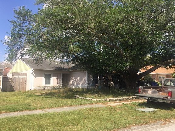 3rd image of 8314 Clermont St