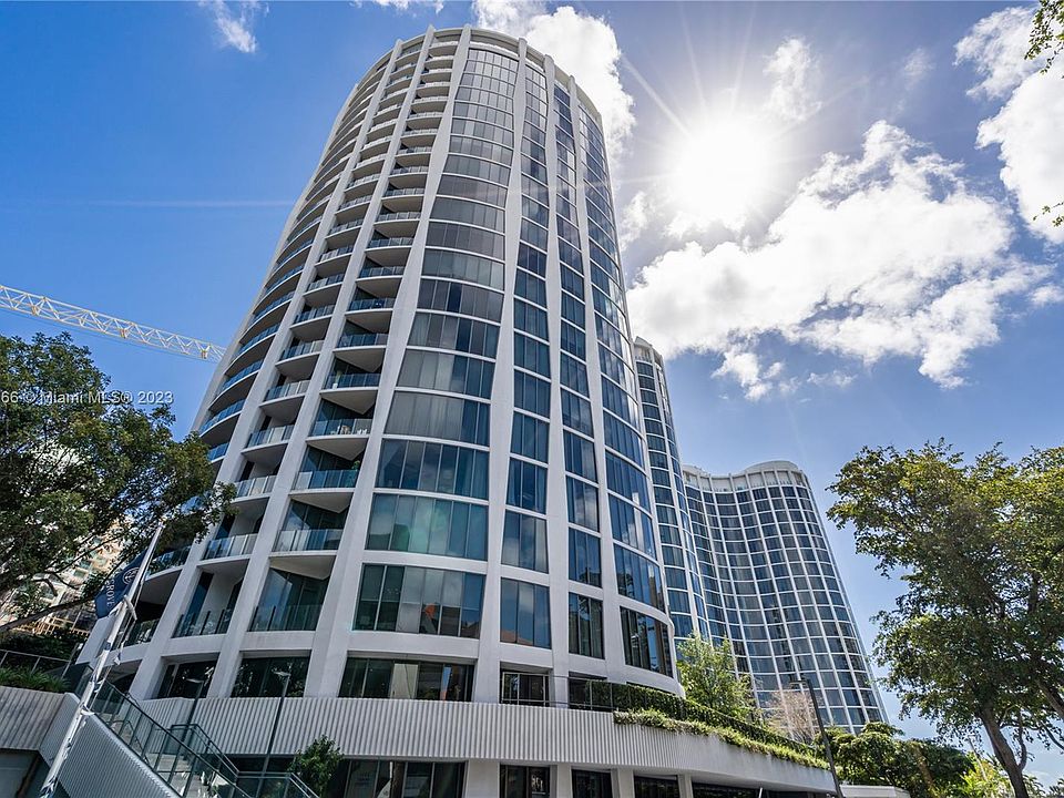 1st image of 2831 S Bayshore Dr Unit 701