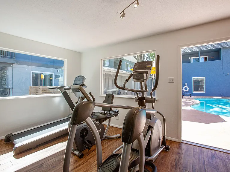 Encanto Lofts Apartments — Photo 27
