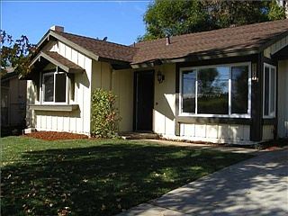 1st image of 2214 E Lincoln Ave