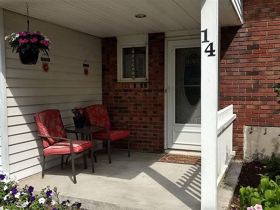 3rd image of 14 Vista Ln