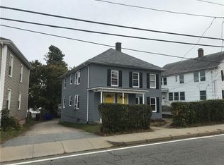 1016 Main St, West Warwick, RI 02893