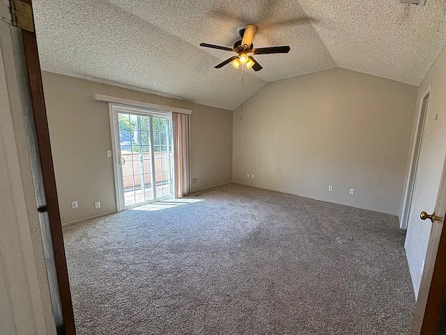 9496 N Sharon Ave — Photo 8