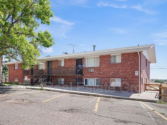 2nd image of 3006 Denver St Unit 6