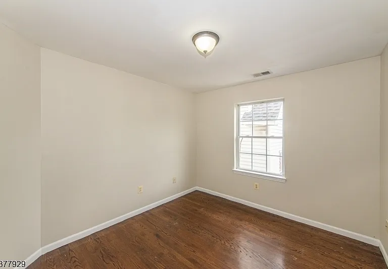 905 Olive St #2 — Photo 24