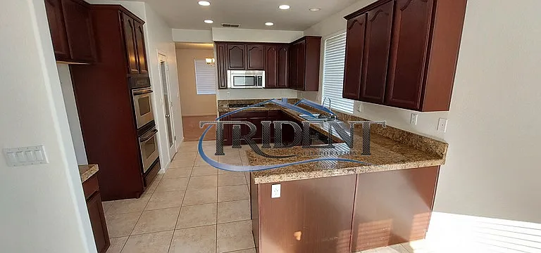 1941 Branding Iron Way — Photo 6
