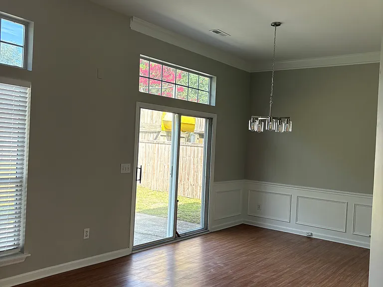 3279 Morningdale Dr — Photo 4