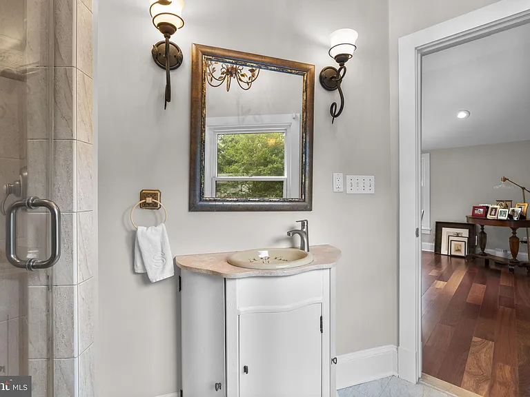 56 Saint Andrews Rd — Photo 33