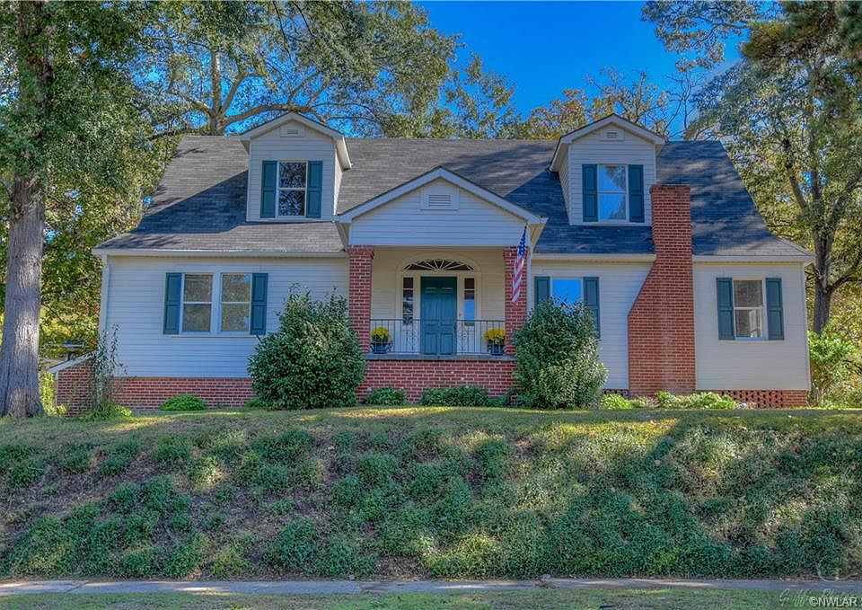 1st image of 254 Forest Ave