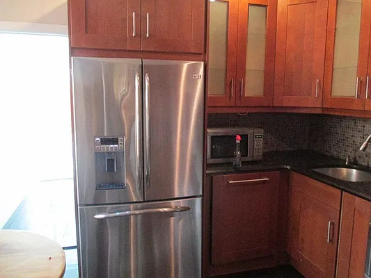 Rented by Windsor Homes Realty Corp | media 5