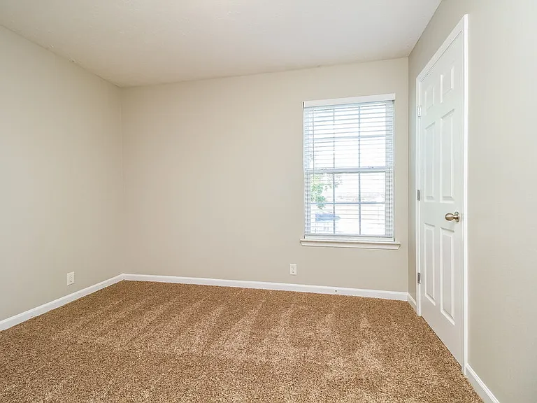 360 Davids Way — Photo 12