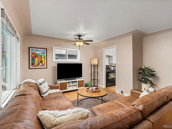 3rd image of 4327 S Sherman Street