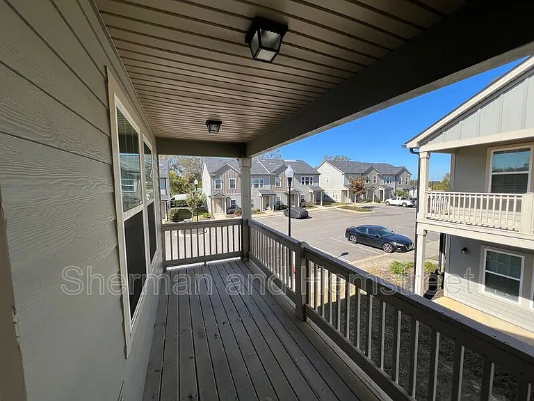 736 Tarvin Cir — Photo 13