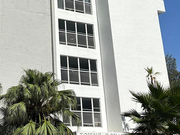 2nd image of 17800 Atlantic Blvd APT 302