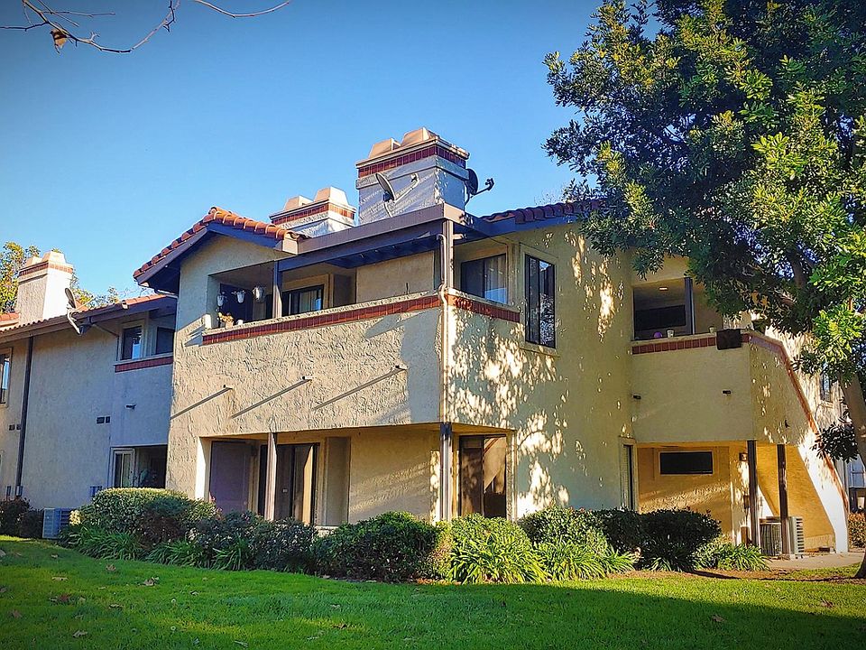 1st image of 956 Lupine Hills Dr