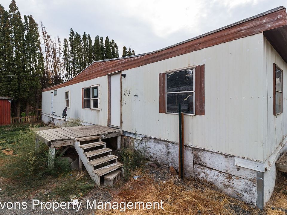 1st image of 401 Moxee Ave Unit 03