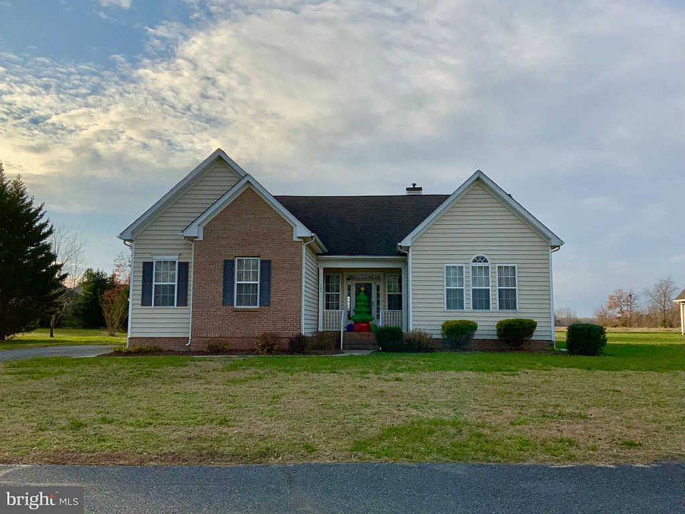 1st image of 104 Bangor Ln