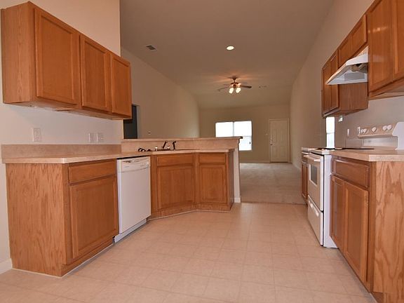 4th image of 17822 Bullis Gap Dr