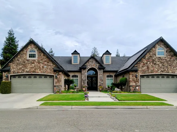 2522 La Paloma Drive, Tulare, CA 93274
