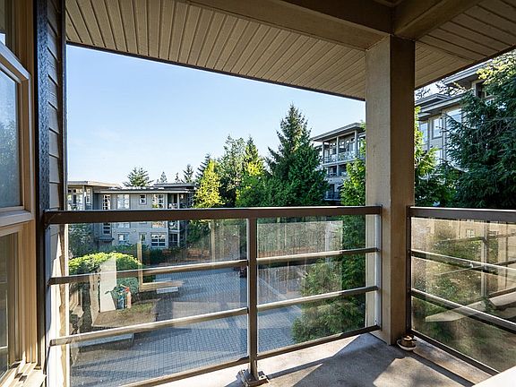 4th image of 9319 University Cres #516