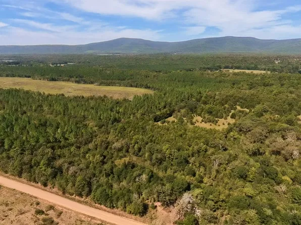 Weeks Rd, Waldron, AR 72958