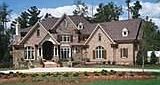 1st image of 921 Clover Ln