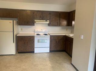 3245 Packer Dr APT 201, Racine, WI 53404
