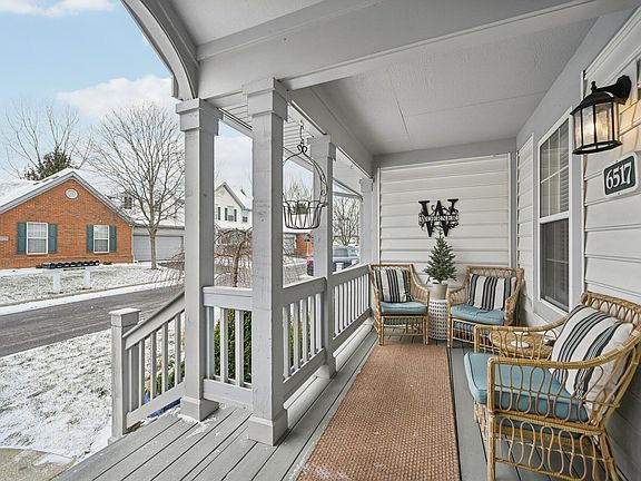 2nd image of 6517 Upper Lake Cir