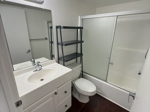 2100 Beloit Ave #312, Los Angeles, CA 90025