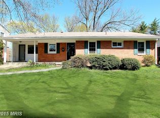 6215 Rockhurst Rd, Bethesda, MD 20817