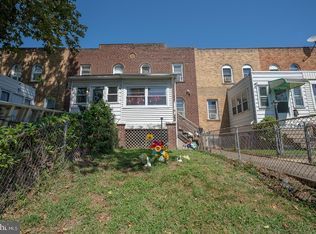 7027 Clinton Rd, Upper Darby, PA 19082