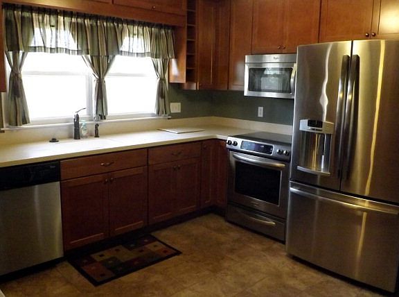 2nd image of 106 Woodcrest St