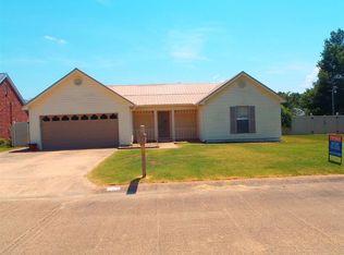 2104 J R Cir, Newport, AR 72112