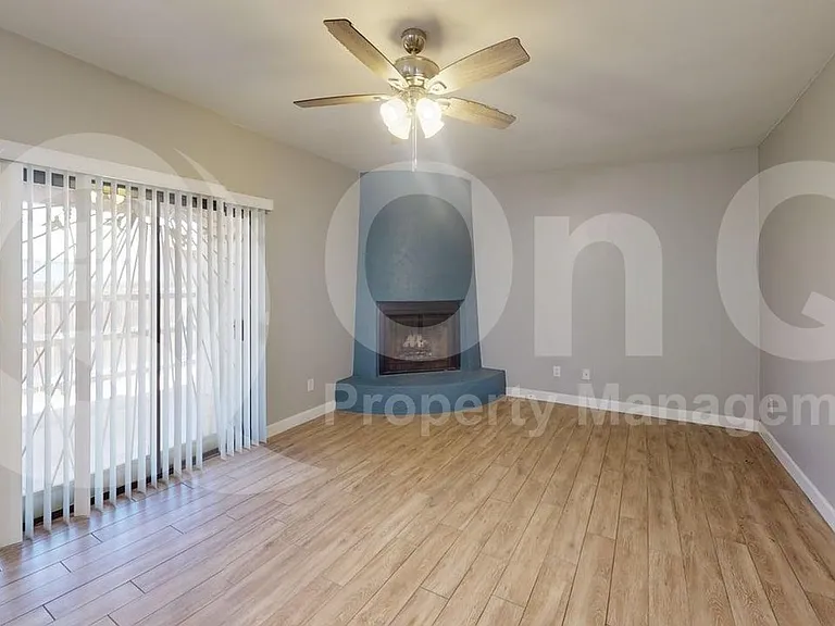 1949 N Swan Rd #29 — Photo 7