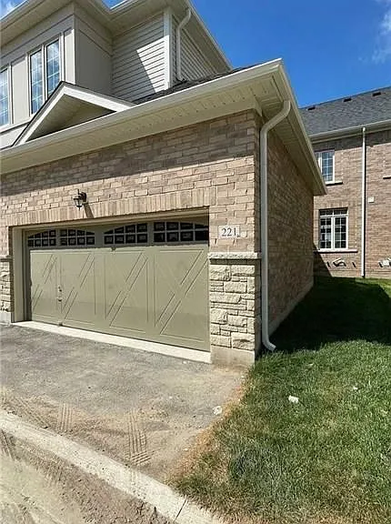 221 Clockwork Dr — Photo 17