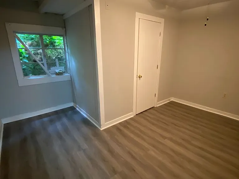Hietts Ln - 406 — Photo 18