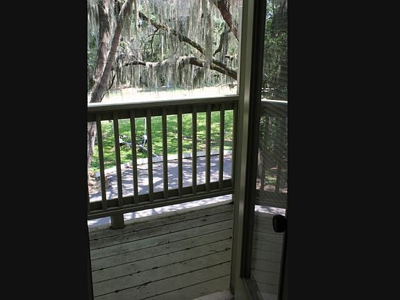 3rd image of 1561 Lakeview Dr Unit 927