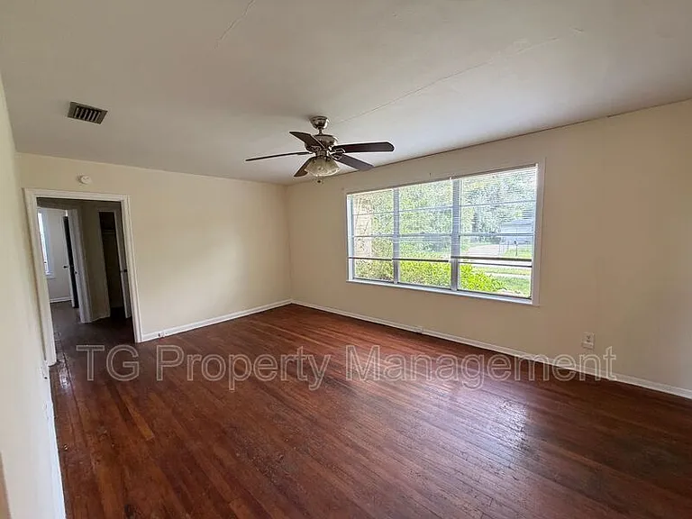 5135 Astral St — Photo 5