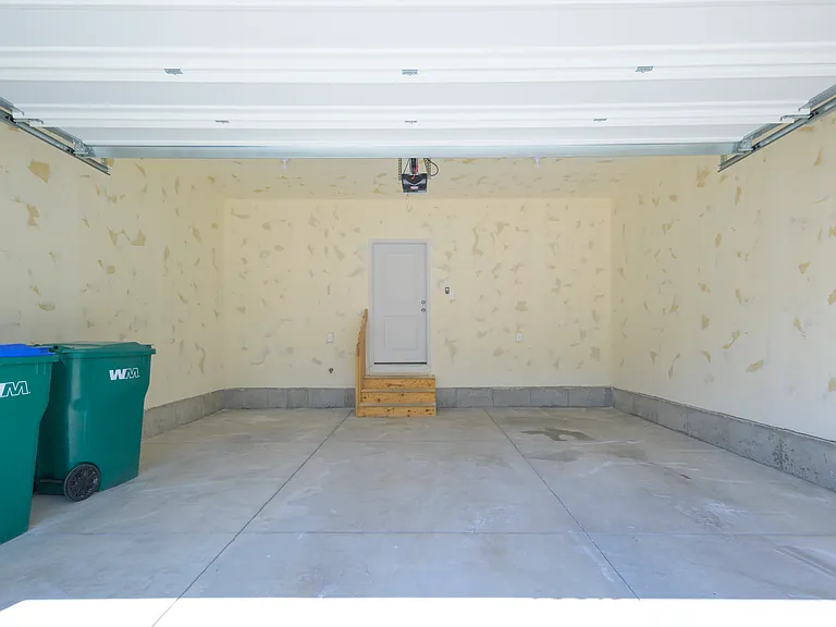 10017 Basalt Dr — Photo 19