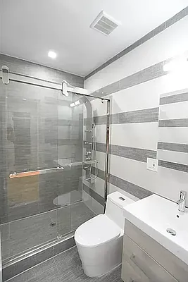 Rented by Voro, LLC | media 13