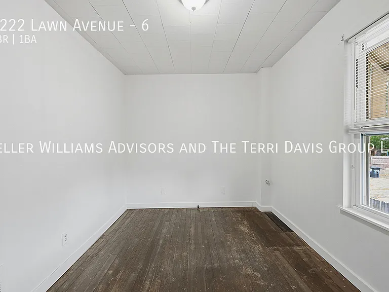 2222 Lawn Ave #6 — Photo 10