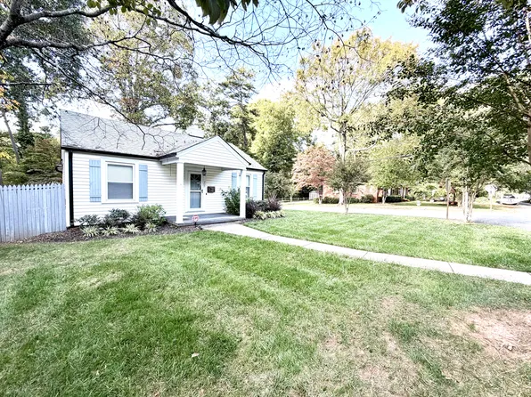 702 McKnight St, Belmont, NC 28012