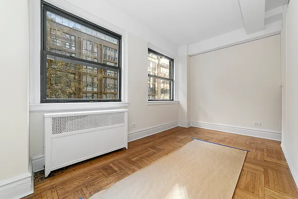 Rented by MNS | media 27