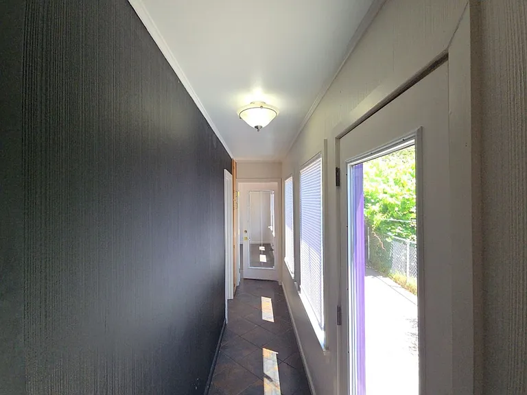 1809 P St — Photo 8