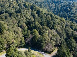 105 Wolverine Way, Whitethorn, CA 95589