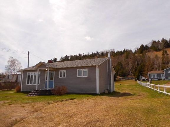 3rd image of 134A Main Street