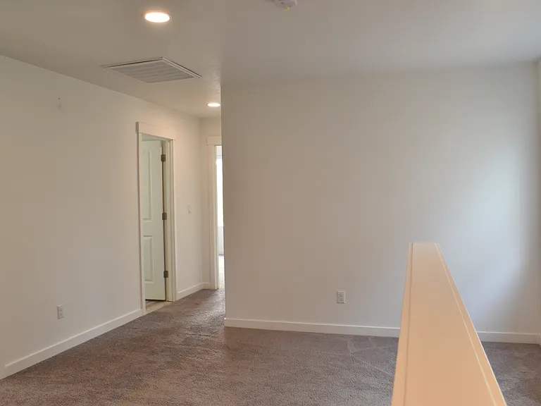 842 S 24th Ave — Photo 18