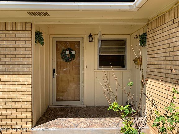 3rd image of 3510 Linda Dr