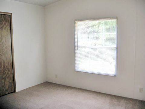 3rd image of 38087 Le Chateau Blvd