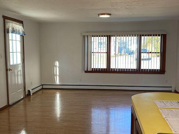 5th image of 6 Maple Ave #A